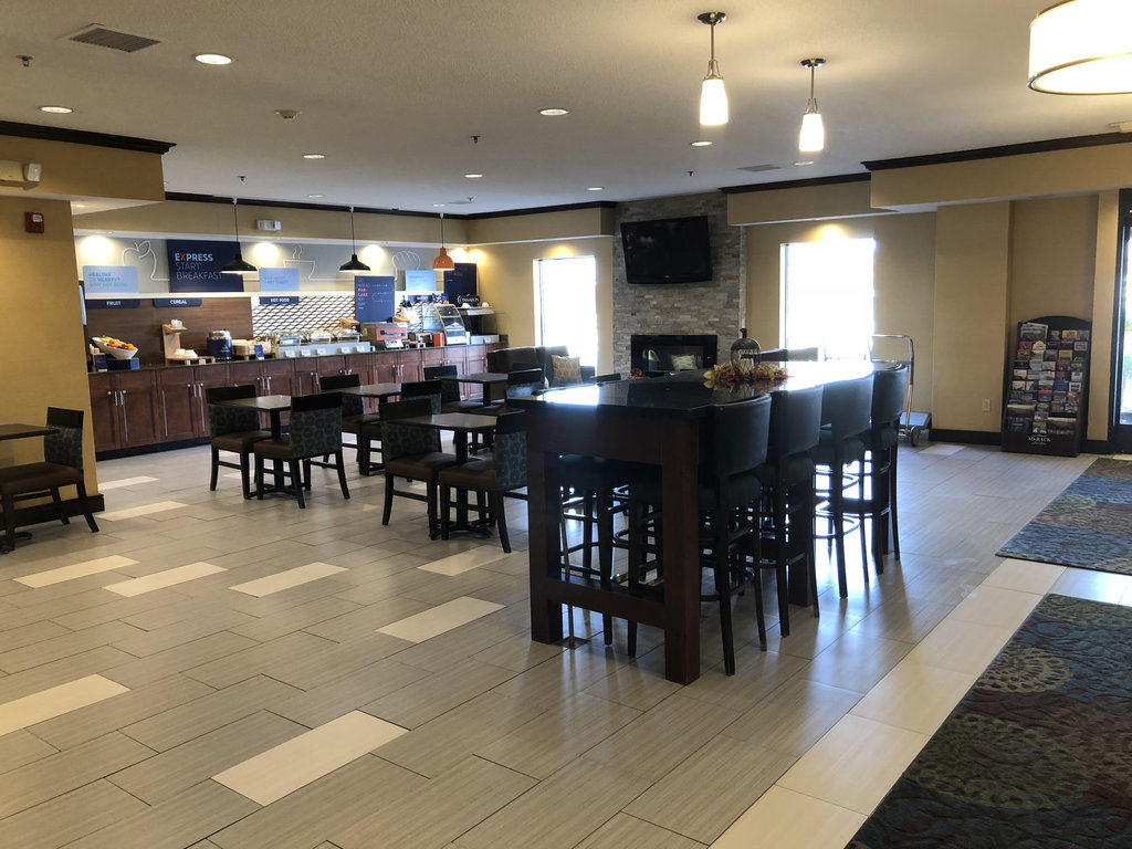 Holiday Inn Express Hotel & Suites Circleville By Ihg Luaran gambar